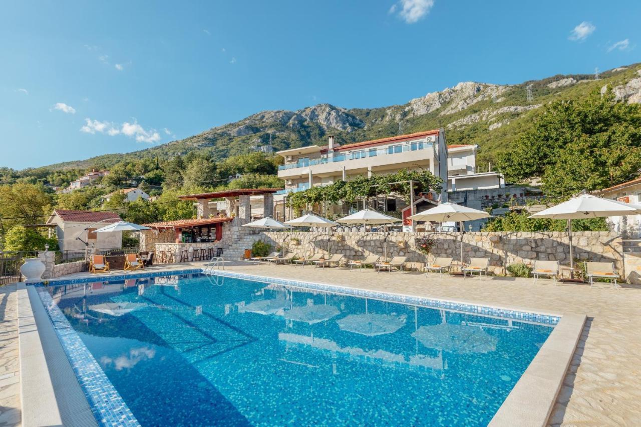 Villa Marija **** With Private Pool Budva